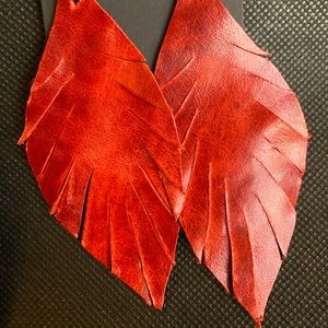 Leather feather earrings - rare rustic red!